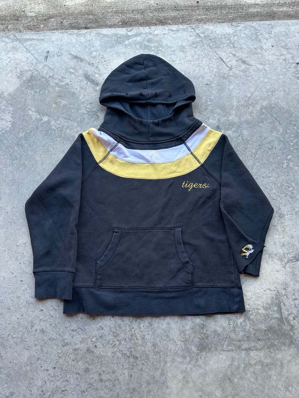 College Classics Missouri Tigers Hoodie Size L Black 39